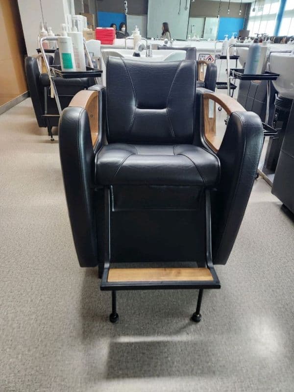 Shampoo unit with chair, simple design 5